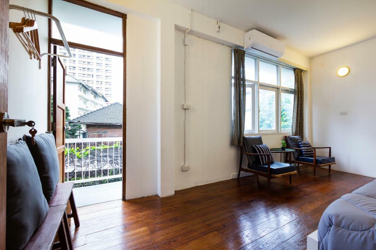 The Localist Chiangmai (Adults Only) Bed & Breakfast Чиангмай Екстериор снимка